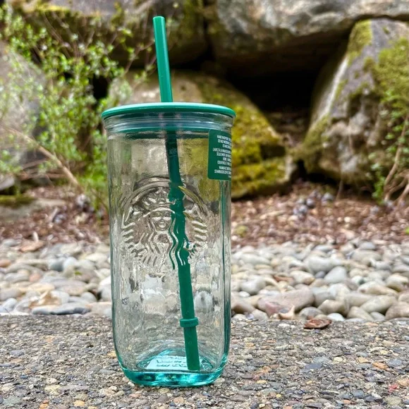 Starbucks Triangle Recycled Glass Tumbler 2026 Green 16 oz Cold Beverages Straw - Picture 1 of 7